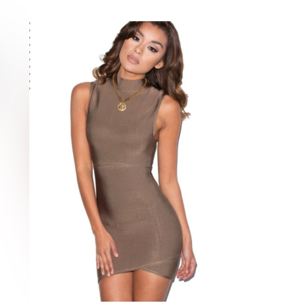 Chic Sleeveless Tan Mini Dress